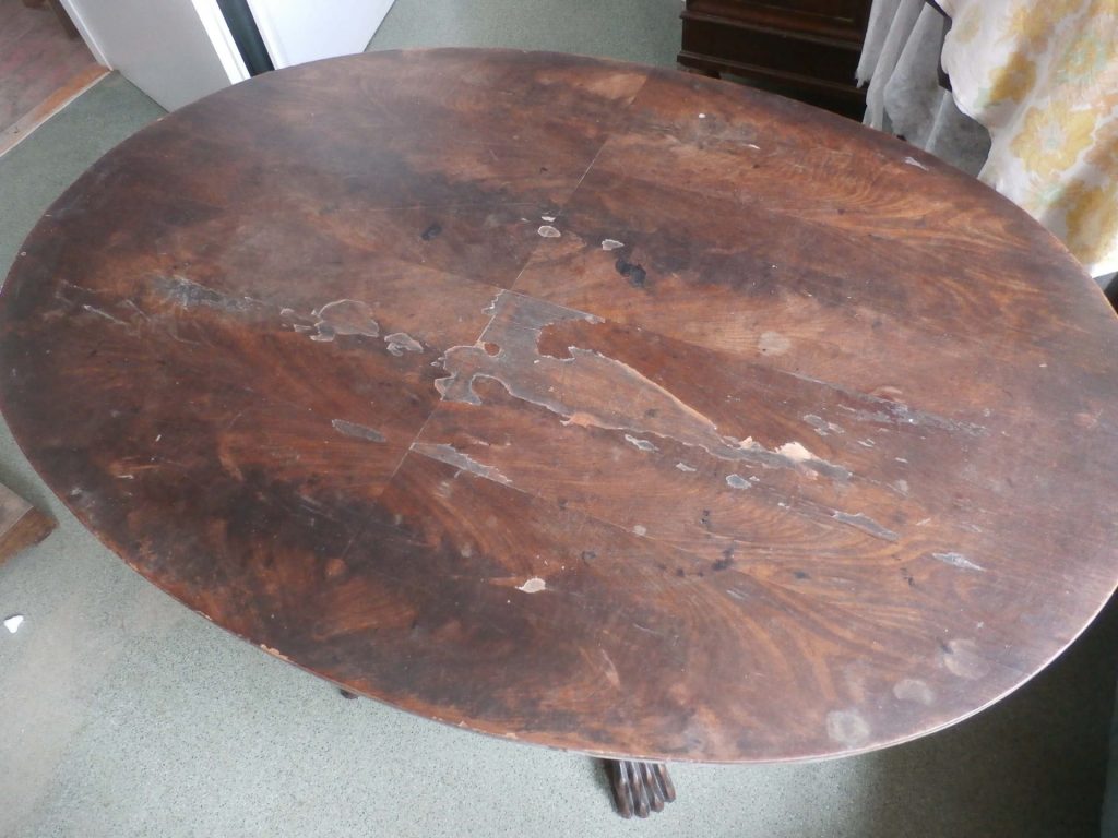 blat stołu przed wymianą okleiny