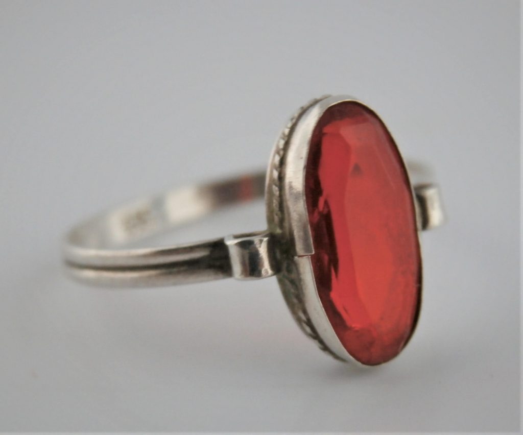 pierścionek srebrny